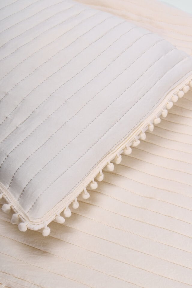 MELODY Serisi Tek Kişilik Kapitone Yatak Örtüsü Seti - Ponpon Detaylı