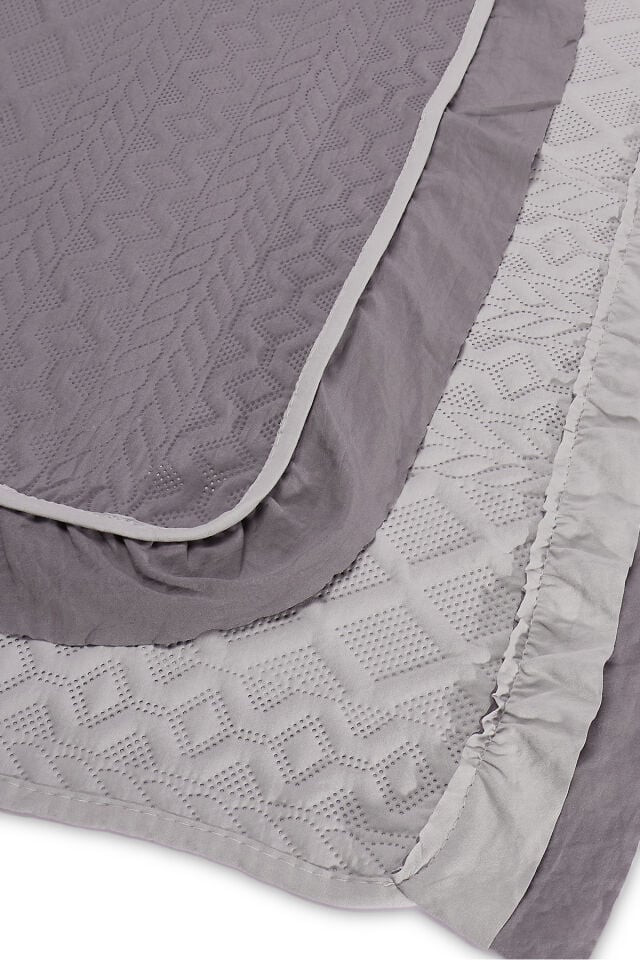 SARA Serisi TEK Kişilik Fırfırlı Kapitone Yatak Örtüsü Seti